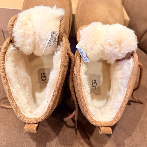 UGG Kids' Neumel II Boot - Picture 2 of 15